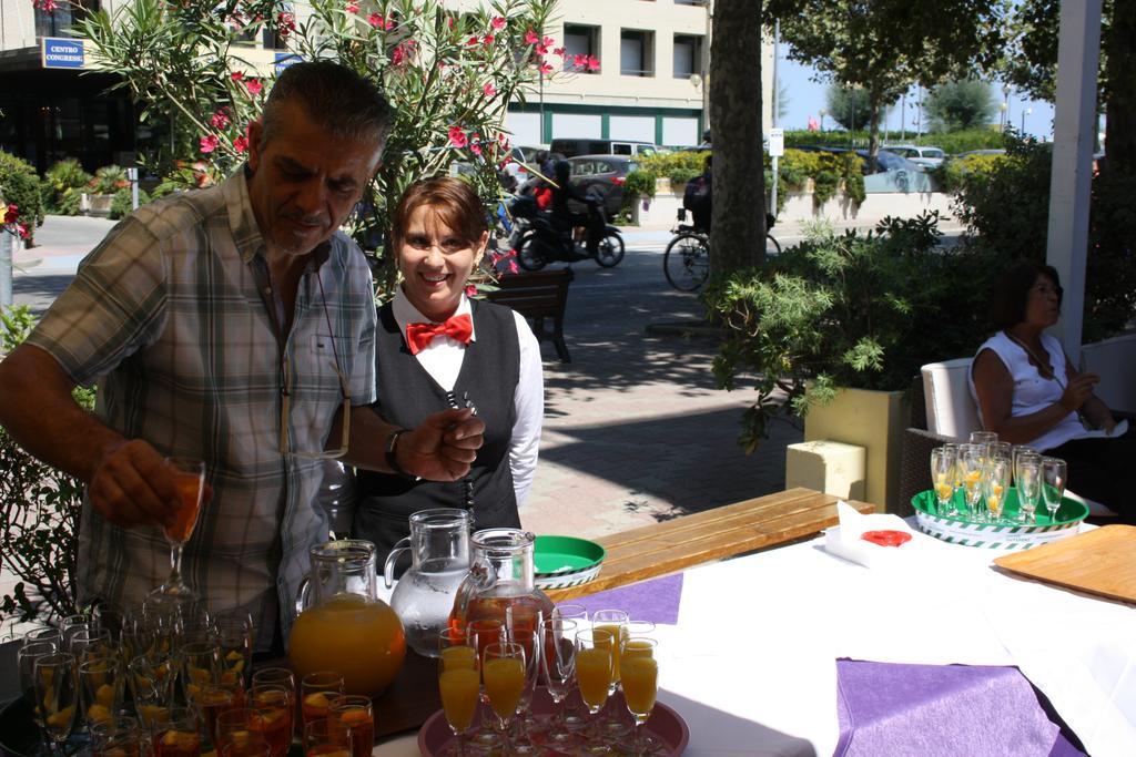 Hotel Ondina E Milazzo Cervia Exterior photo